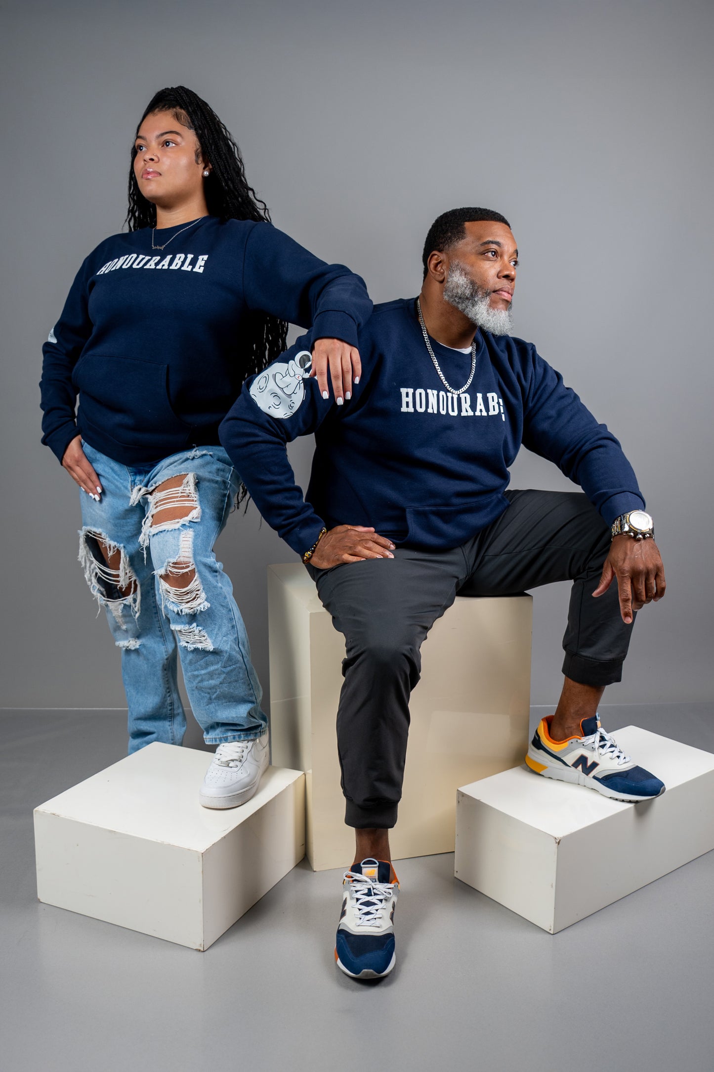 HONOURABLE Sweatshirt – Navy Blue
